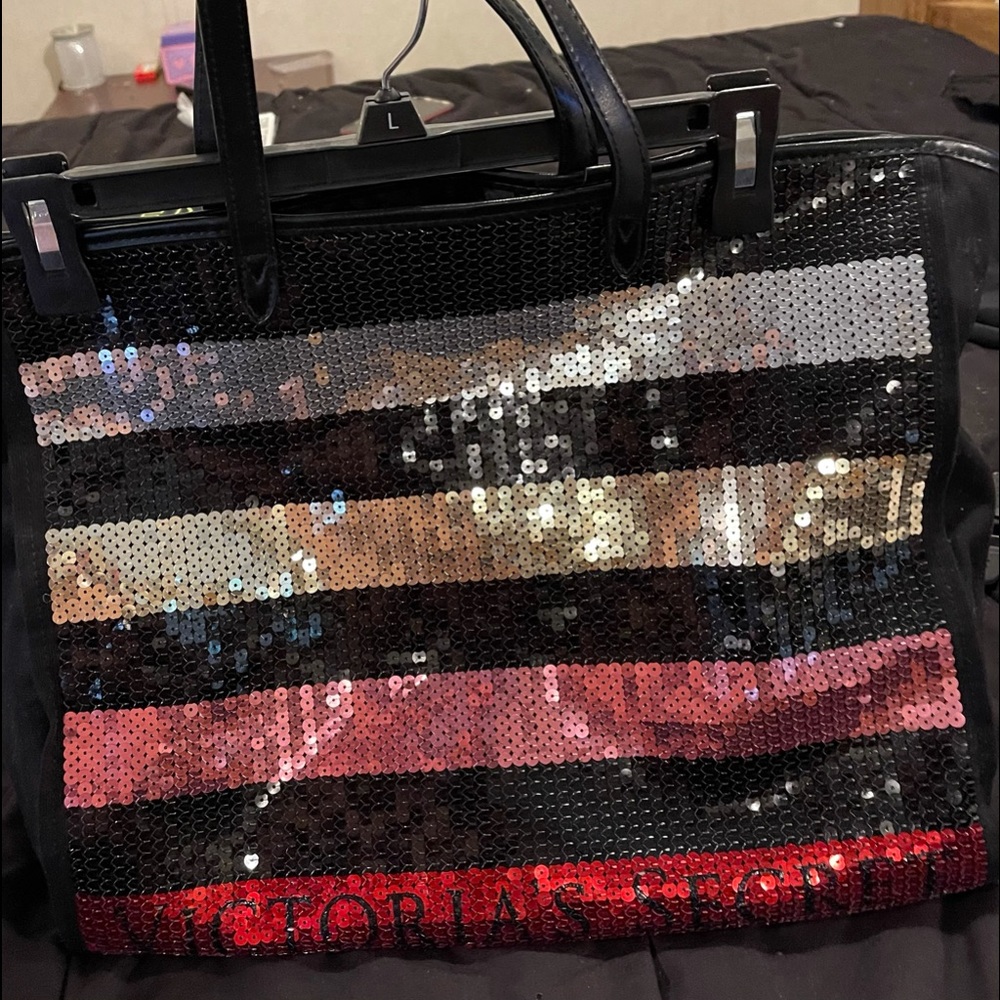 Victoria’s Secret tote bag